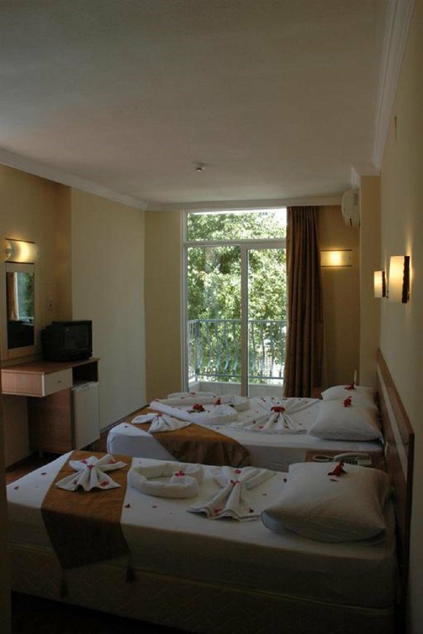 Ercan Han Hotel İçmeler Exterior foto